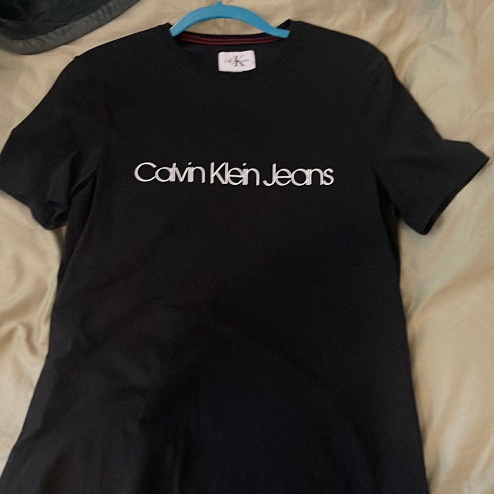 Calvin Klein Jeans Brand New Black Short Sleeve Tee